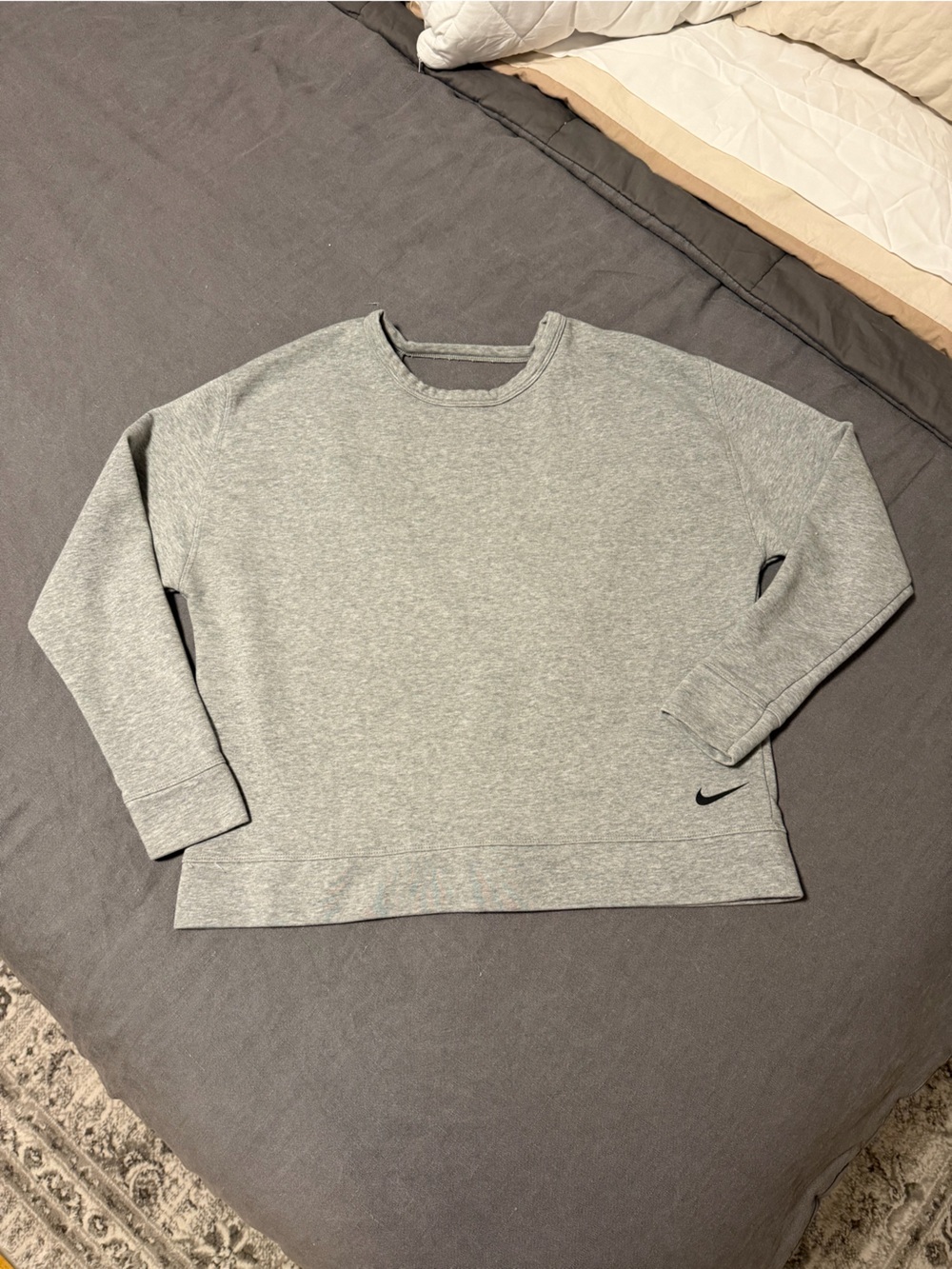 Nike Dri-FIT long sleeve athletic top in heather gray, size L